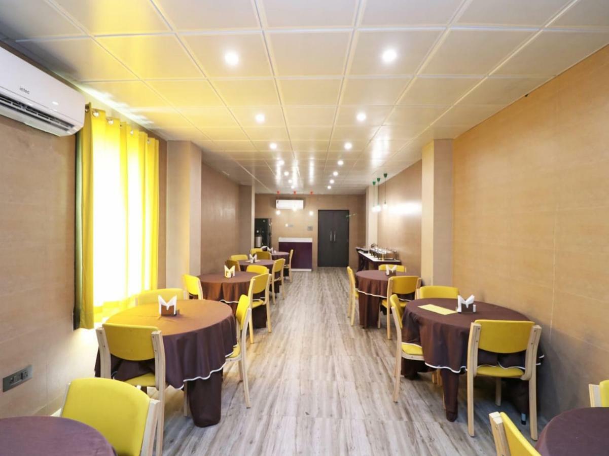 Ace Prime Hotel Greater Noida Exterior foto